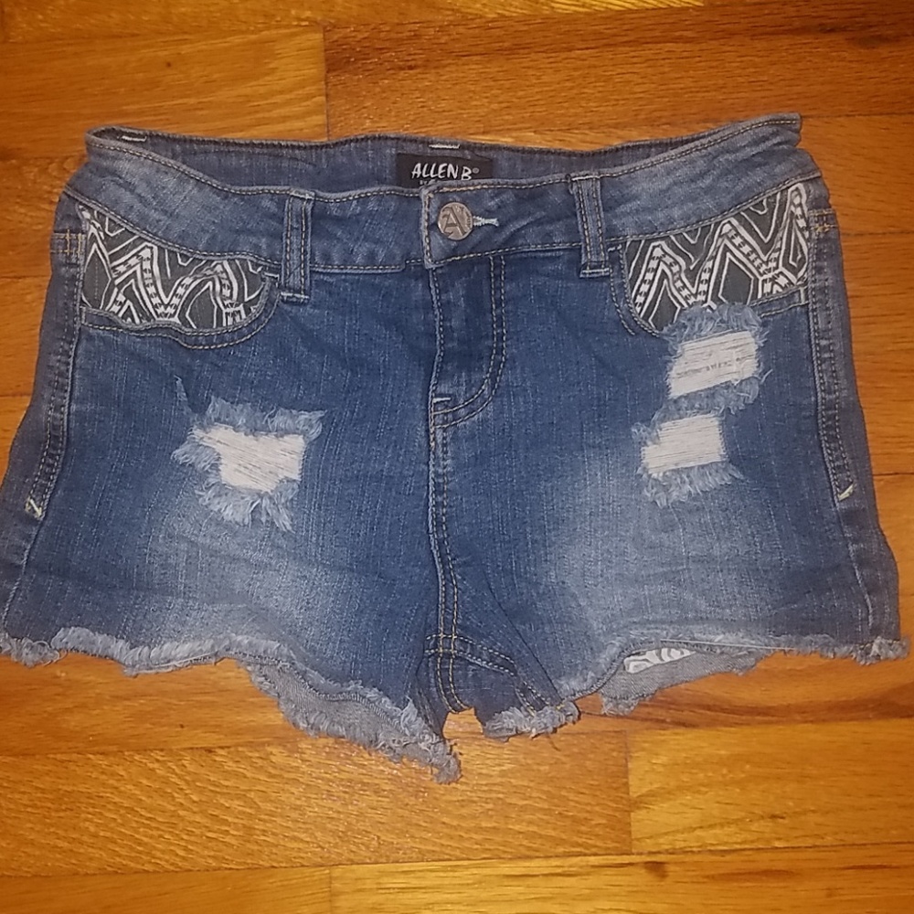 Mini Shorts with Geonetric Detailing